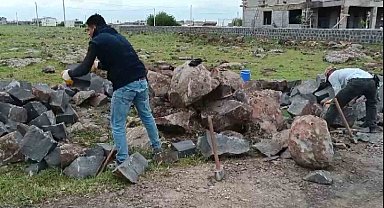 Taş ustaları Diyarbakır'ın tarihini yaşatıyor
