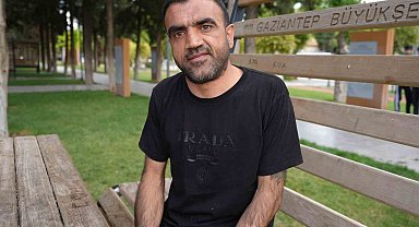 Tavuk karası hastalığı hayatını kararttı: Gündüz az görüyor, gece hiç görmüyor