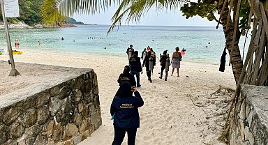Tayland'da mercan resiflerinde ağarma: 12 milli deniz parkı kapatıldı