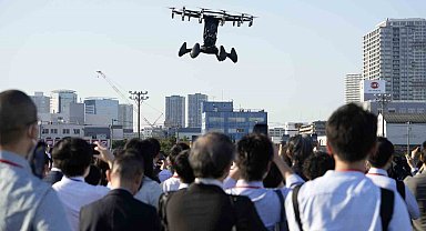 Tek kişilik uçan araba HEXA'dan Japonya'da gösteri uçuşu