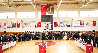 Temsili askerlik töreni öncesi duygusal anlar yaşandı: Oğlunu asker eden anne gözyaşlarını tutamadı