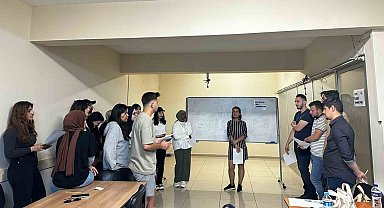 Tepebaşı'nda gençlere yönelik atölyeler sürüyor