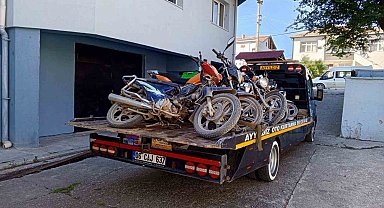 Tescilsiz 79 motosiklet otoparka çekildi
