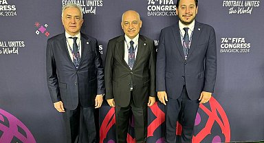 TFF Başkanı Mehmet Büyükekşi, FIFA Başkanı Gianni Infantino ile bir araya geldi