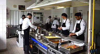TİKA Macaristan'daki Meslek Okulunun Mutfağını Yeniledi