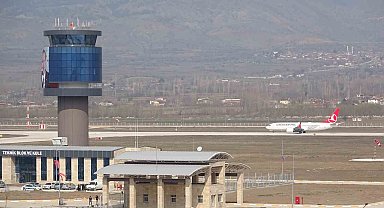 Tokat'ta uçan Türk Hava Yolları'nın bilet fiyatları, yolcuyu Sivas'a kaçırdı