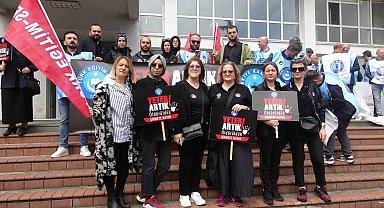 Trabzon'da öğretmenler şiddete karşı "hayır" dedi