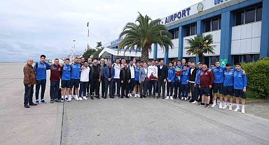Trabzonspor'un şampiyon U19 Takımı Trabzon'a geldi