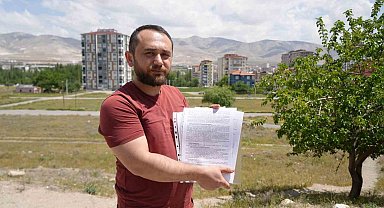 Trafik kazasında kaybettiği babası için adalet istiyor