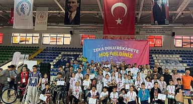 Türkiye 6. Akıl ve Zeka Oyunları Finalleri'ne Konyalı öğrenciler damga vurdu