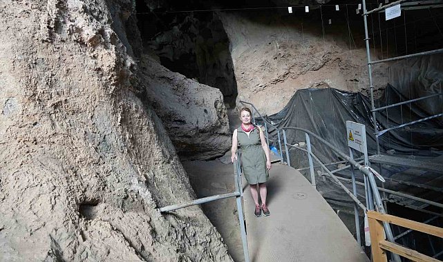 Türkiye'deki en yaşlı boz ayı kalıntısı Karain'de