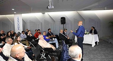 Türkiye'nin dört bir yanından Beyin ve Sinir Cerrahisi Uzmanları İstanbul'da buluştu