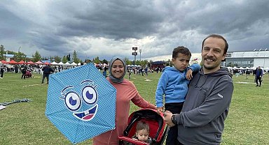 Uçurtma etkinliğinde 7'den 70'e herkes çocuklar gibi eğlendi