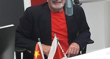 Ünlü sunucu Erkan Yolaç hayatını kaybetti