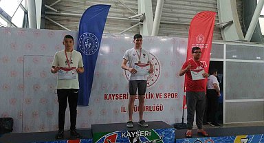 Uşak'ın gururu Eymen'den 3 Türkiye birinciliği