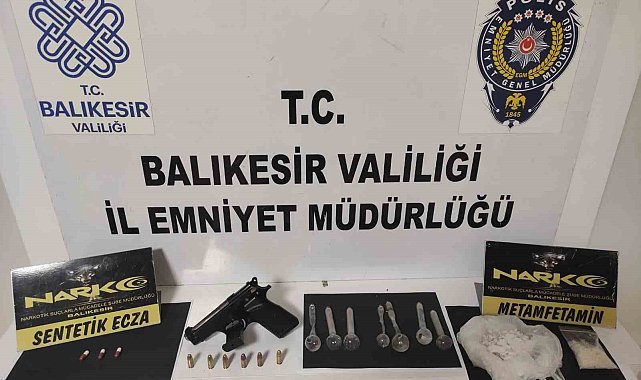 Uyuşturucu taciri 5 şahsa gözaltı