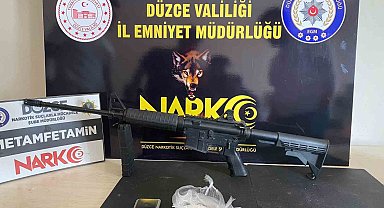 Uyuşturucu ticaretine 2 tutuklama