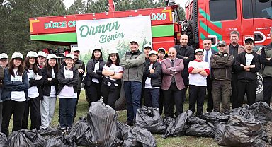 Vali Aslan öğrencilerle ormanda temizlik yaptı