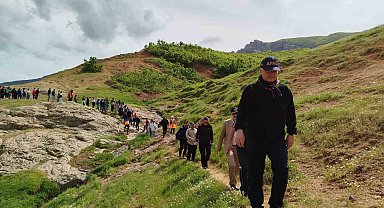 Vali Çakır: "Muş muhteşem doğasıyla sizleri bekliyor"