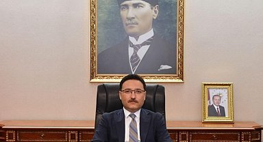 Vali Çiçek: "19 Mayıs milletimiz ve ülkemiz için gelecek adına atılan tarihi bir adımdır"