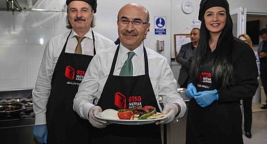 Vali Demirtaş önlüğü giydi tezgahın başına geçti