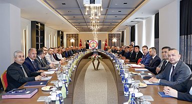 Vali Köşger: "Bağımlılığa feda edilecek tek bir ferdimiz yok"