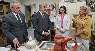Vali Mahmut Demirtaş'tan tarihi liseye ziyaret