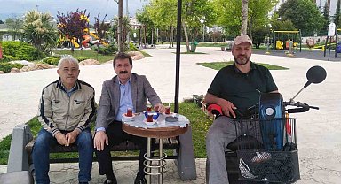 Vali Tavlı'dan engellilerle çay sohbeti