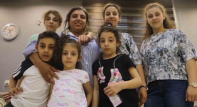 Vefakar kadın, depremle birlikte 5 kız annesi oldu