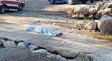 Yabancı baba kızı kurtarmak isterken boğuldu