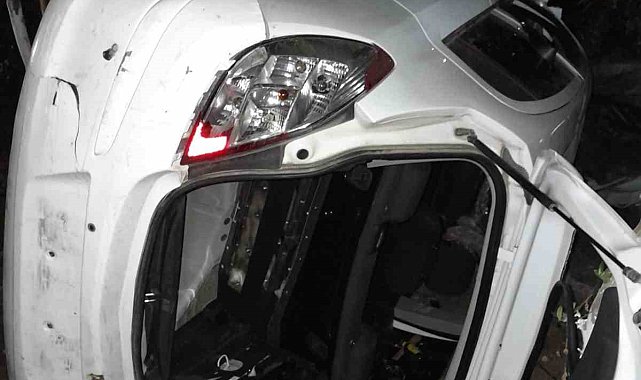 Yalova'da otomobil takla attı: 5 yaralı