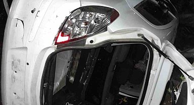 Yalova'da otomobil takla attı: 5 yaralı
