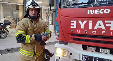 Yalova'da pencere ile sineklik arasında mahsur kalan güvercin kurtarıldı