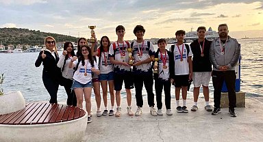 Yarımada spor oyunlarına katılan Selçuklu sporcular madalya ve kupalarla döndüler