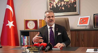 Yeniden Refah Partisi Genel Başkan Yardımcısı Suat Kılıç: "Kuduz riski taşıyan ve saldırgan köpeklerle ilgili uyutma dahil yapılması gerekenler bellidir"