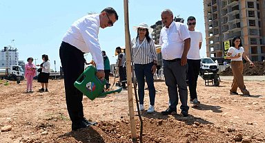 Yenişehir Belediyesi ağaçlandırma çalışmalarını sürdürüyor
