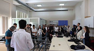 YKS öncesi üniversiteyi gezdiler