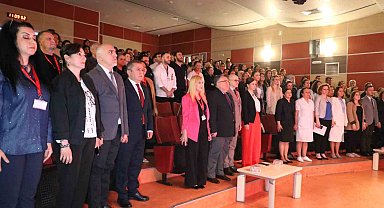 ZBEÜ Rektörü Özölçer, "Hastaların kalbine dokunan mukaddes sağlık neferlerisiniz"