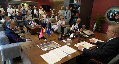 Zeytincilikte iklim değişikliğinin etkileri için Türk, İspanyol ve Yunan zeytinciler bir araya geldi