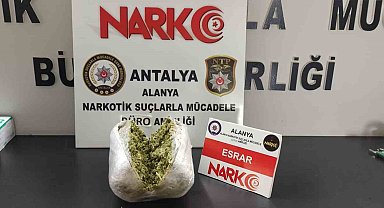 Alanya'da narkotik operasyonu: 3 kilo uyuşturucu madde ele geçirildi