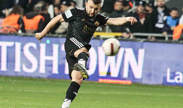 Altay'da ayrılıklar devam ediyor