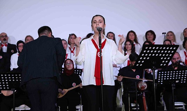 Bafra'da Türk müziği konseri