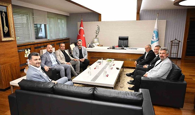Başkan Büyükkılıç'a hayırlı olsun ziyaretleri sürüyor