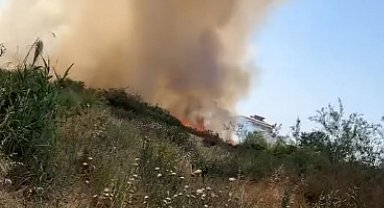 Boş arazide çıkan yangın korkuttu
