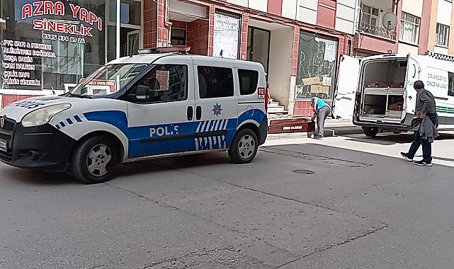 Çorum'da bir genç evinde ölü bulundu