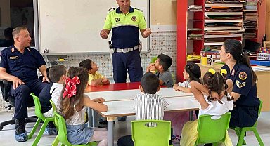 Didim'de 62 öğrenci "trafik dedektifi" oldu