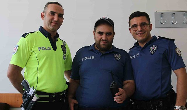 Gurbetçi zihinsel engelli gencin polislik hayali gerçek oldu