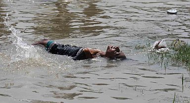 Hindistan'da aşırı sıcaklarda can kaybı 43'e yükseldi