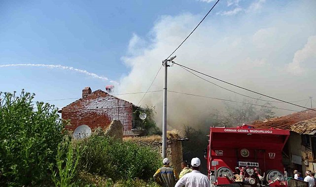 Hisarcık'ta oğlu maden kazasında ölen babanın evi alevlere teslim oldu