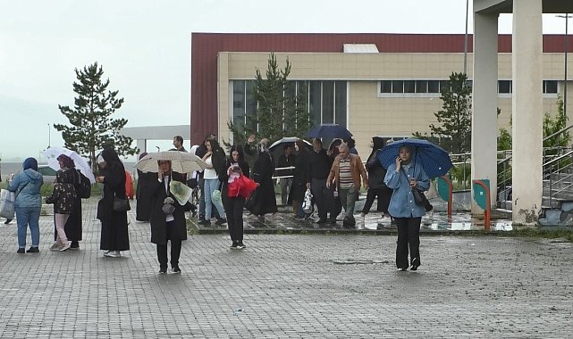 Kars'ta 11 bin 215 kişi YKS sınavında ter döktü